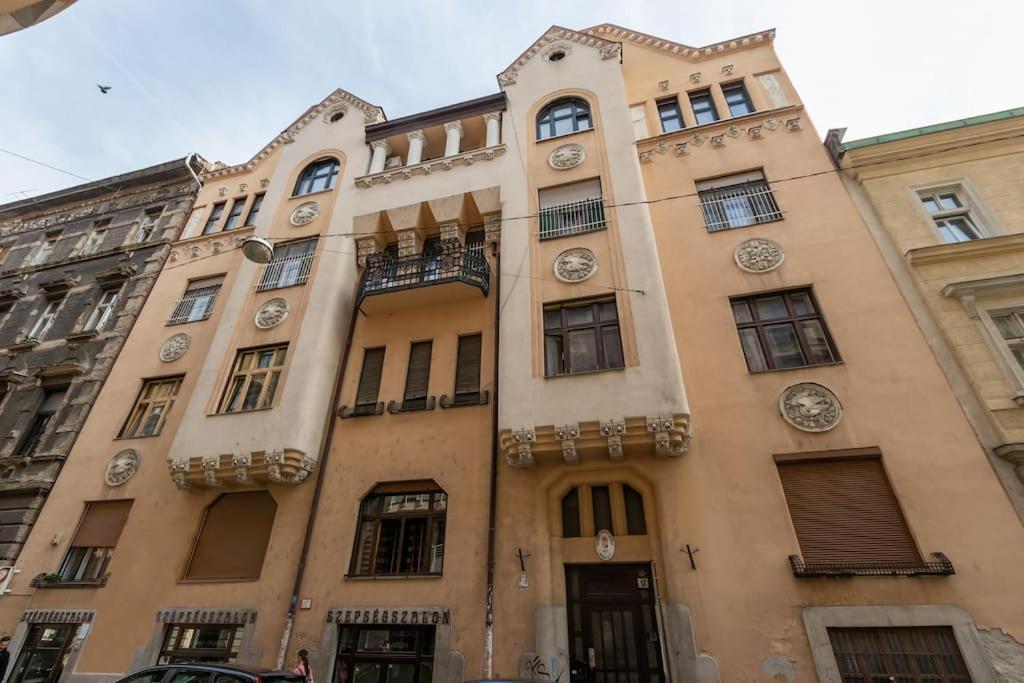 Art Nouveau Apartment Budapest Eksteriør billede