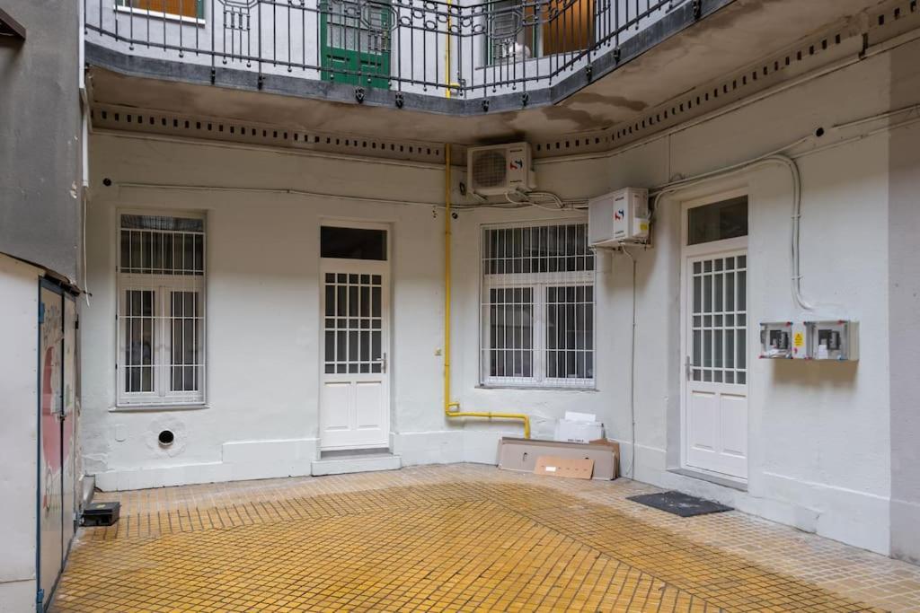 Art Nouveau Apartment Budapest Eksteriør billede